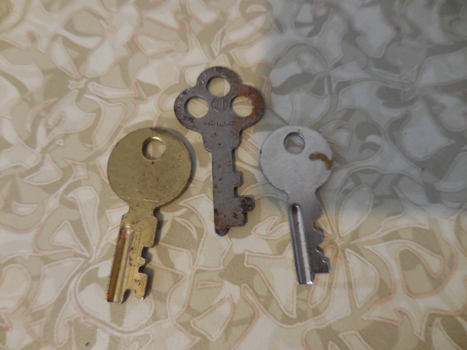 Vintage Gold and Silver Small Tiny Keys Set of 3 Three for Etsy