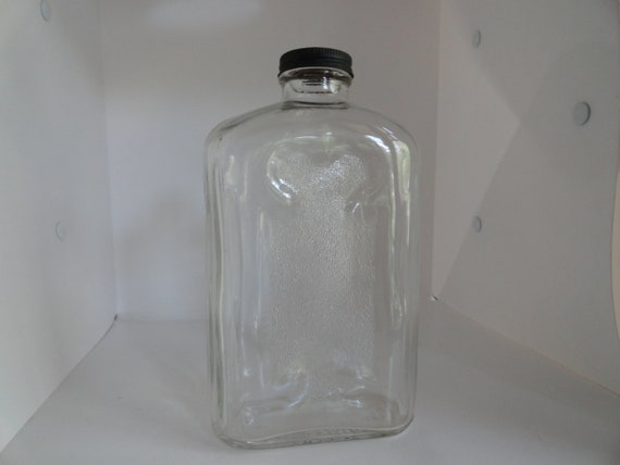 Vintage 1920s Clear Glass Refrigerator Water Bottle Pebble Design Patented  in Center Blue Metal Screw Cap Narrow/flat Kitchen Home Decor 