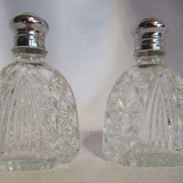 Vintage Clear Cut Glass Salt & Pepper Shakers Chunky Silver Tone Metal Cap 1950s to 1970s Small Pair Two Retro Dining Serving Fancy