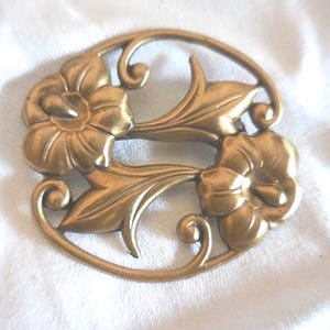 Vintage Art Nouveau Style Pin Gold Tone Brooch Flowers & Leaves Retro Shiny