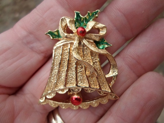 Vintage Women's Gerry's Christmas Bell Pin Holida… - image 3