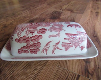 Vintage Red & White Transferware Covered Butter Dish Churchill England Willow Rosa Pink Heavy Farmhouse/Country Home Kitchen/Dining 2000s