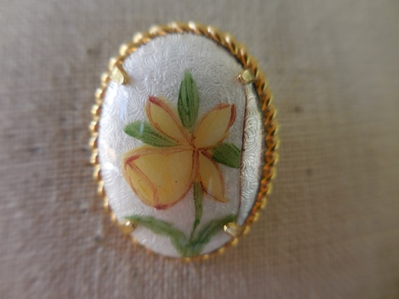 Vintage Women's Small Oval Guilloche Pin Yellow D… - image 1