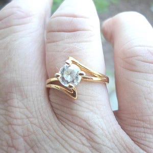 Vintage Round CZ Ring Gold Tone Diamond Looking Engagement Promise Ring Size 8 Solitaire 1980s 1990s Girl&#39;s Ring