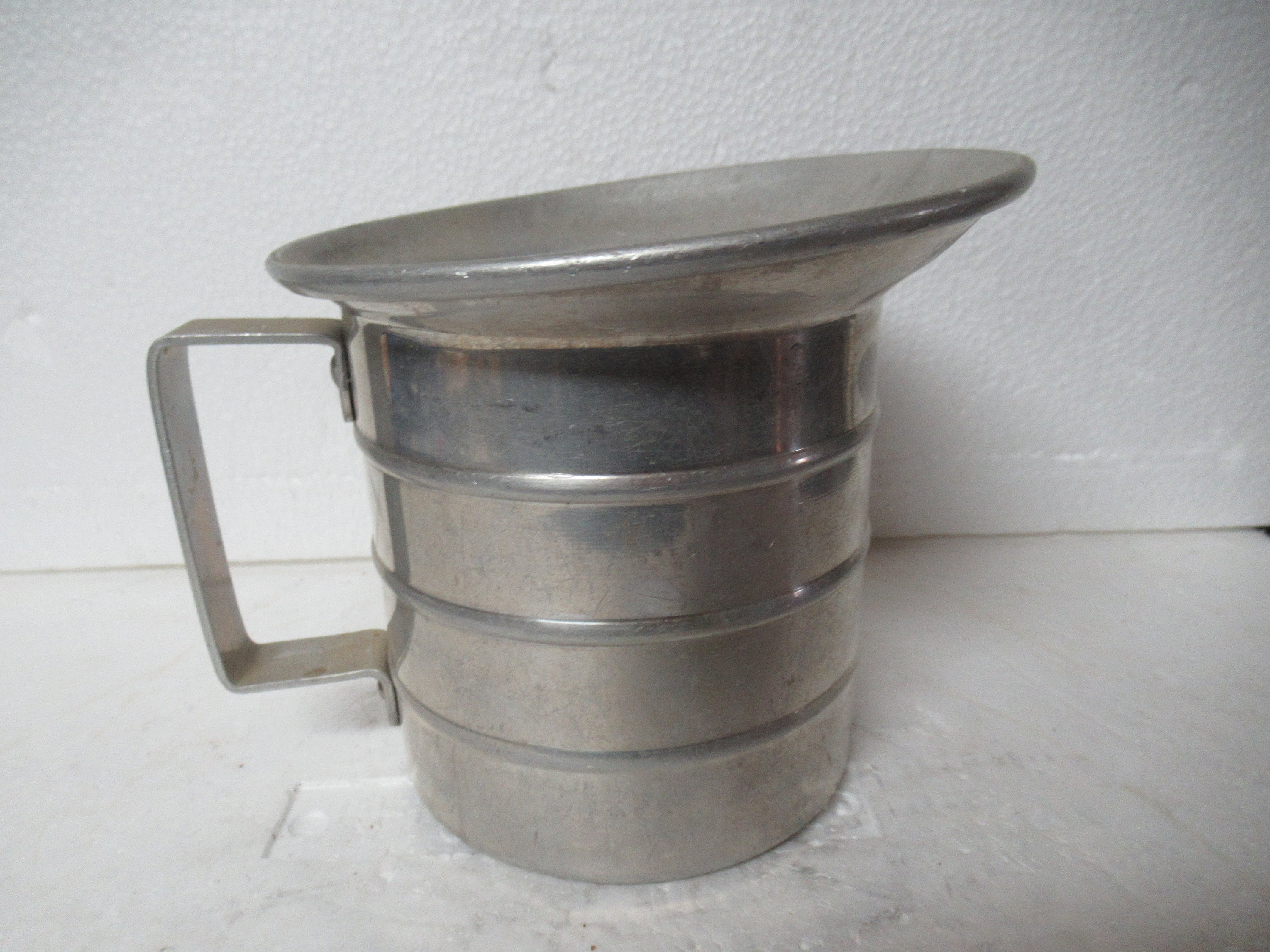 Vintage Mirro 1 Cup Metal Gravy Shaker Measuring Cup Beverage,  Norway
