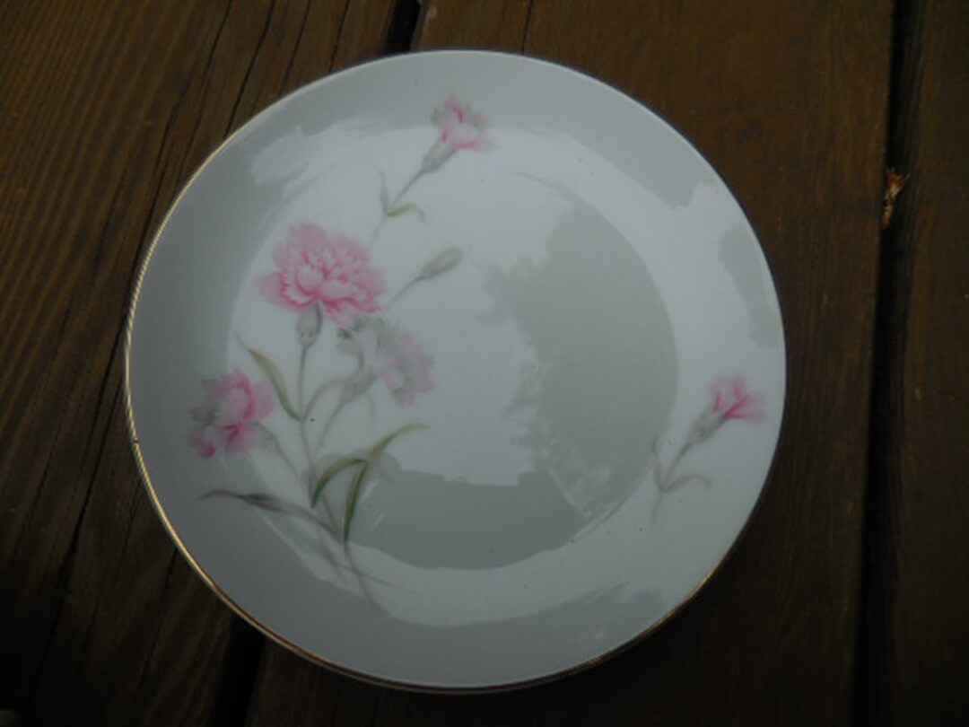 Vintage White Plate Pink Carnation Flower Bread or Dessert Royal Court