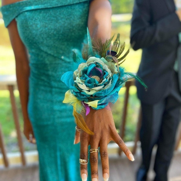 Peacock corsage, Flower corsage, Peacock flower brooch, Peacock wedding cake decorations, Peacock bridal fascinator