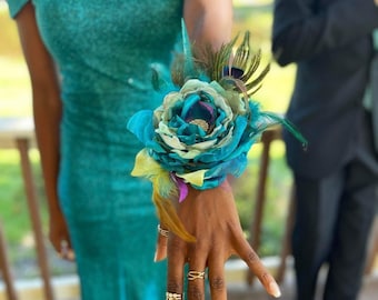 Personalized Peacock Corsage, Flower Corsage, Peacock Flower Brooch, Peacock Feathers Accessories, Peacock Bridal Flower Bracelet, Prom