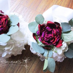 Flower kissing balls, Pomanders, Chair aisle decorations, Wedding Centerpiece flower balls, Bridesmaids bouquet