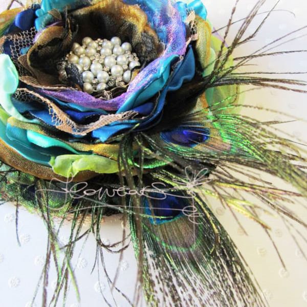 Peacock flower wedding cake topper, Peacock large brooch, Fascinator, Peacock Wedding decor, Large fabric  flower in blue green gold