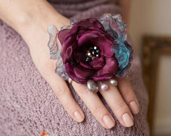 Organza Flower Ring, Adjustable Statement Cocktail Ring, Freshwater Pearl Floral Ring, Romantic Bridal Jewelry, Whimsical Jewelry Ring
