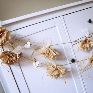 Rustic flower garland, Paper flower garland, Rustic wedding decor, Flower backdrop, Party decorations, Bridal shower rustic, Country decor