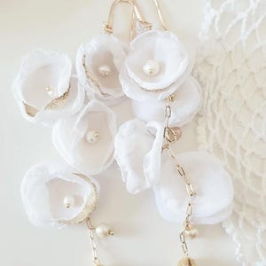 Long White Flower Earrings, Dangle Floral Earrings, Boho Bride Floral Earrings, Wedding Flower Earrings, Statement Earrings, Drop Earrings