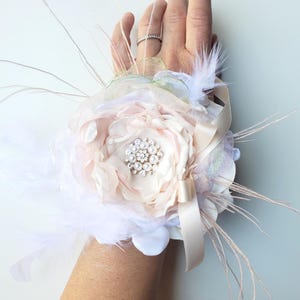 Flower Corsage in White Ivory Blush, Pin on Corsage, Bridal Wrist Corsage, Mother of the Bride, Bridesmaid, Prom, Anniversary