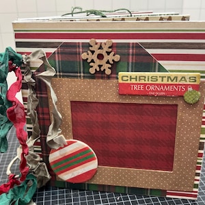 Christmas Scrapbook mini album