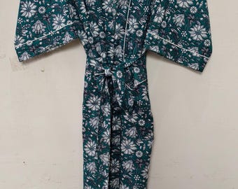 Dunkelgrüner Kimono-Bademantel aus Baumwolle mit Blumenmuster: Handgefertigte Loungewear