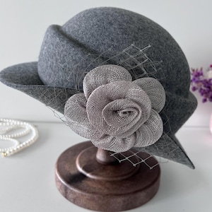 Wool Felt Hat for Women Elegant Vintage Fedora hat Spring Short-Brimmed Rose Hat Wedding Hat Church Formal Hat Vintage Cloche Hat Gray