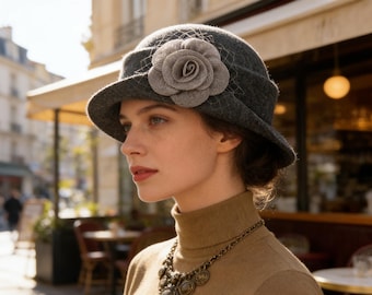 Olive Green Felt Cloche Hat: Vintage 1920s Style With Black  display picture 1