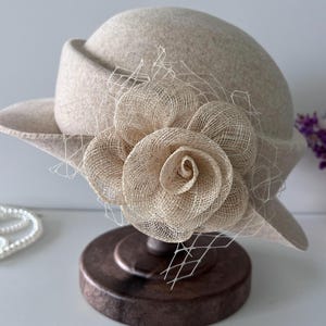 Wool Felt Hat for Women Elegant Vintage Fedora hat Spring Short-Brimmed Rose Hat Wedding Hat Church Formal Hat Pillbox Hat For Women Beige