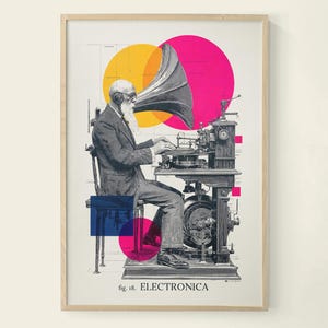 Pode incluir: Impressão artística emoldurada com uma ilustração vintage de um homem com uma longa barba branca e fones de ouvido operando uma máquina antiga e grande. A obra de arte inclui formas geométricas em amarelo, rosa e azul, com o texto "fig. 18. ELECTRONICA".