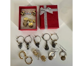 Vintage Mixed Earring Lot Gold Tone Sand Dollar Wine Charms Hoops 056 (15)