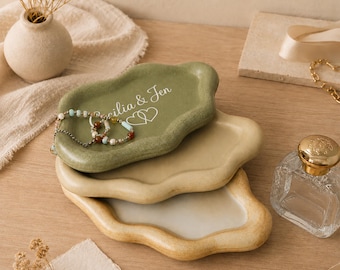 Personalized Jewelry Dish, Custom Name Ring Tray, Irregular Trinket Dish, Gold or Silver Design, Birthday Gift for Her