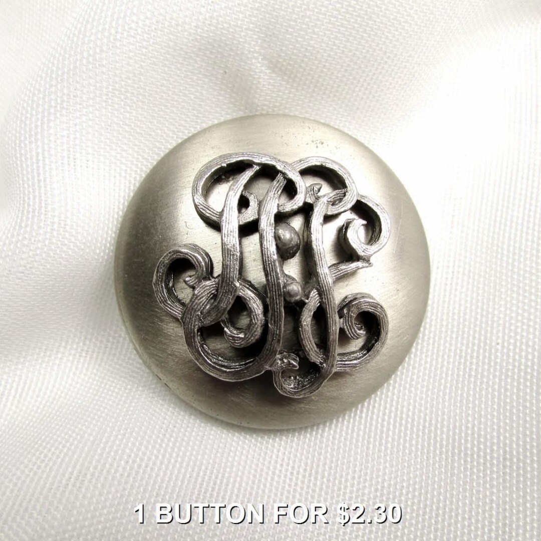 Silver Neck Button Swirled Style: Large 1-1/4