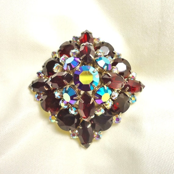 Stunning Rhinestone Flower Leaf Julianna Style Brooch