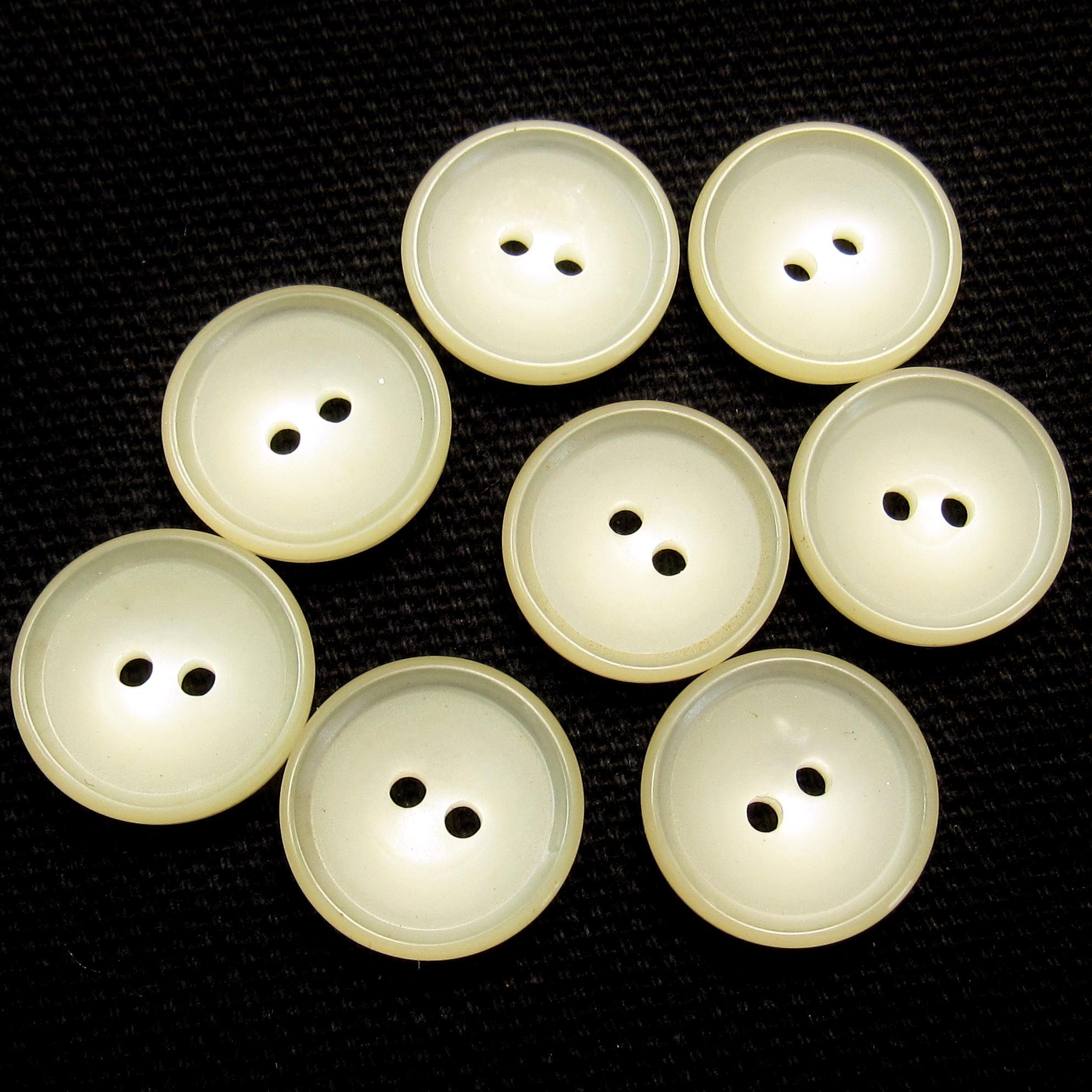 Obre Buttons Cream Ombre: 5/8
