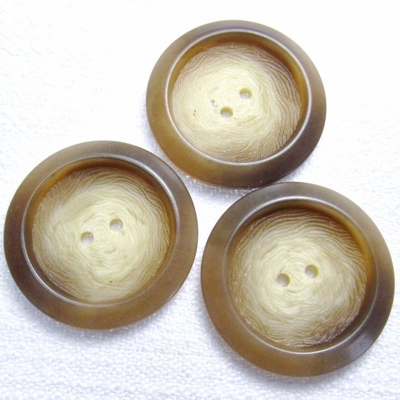 taupe coat buttons