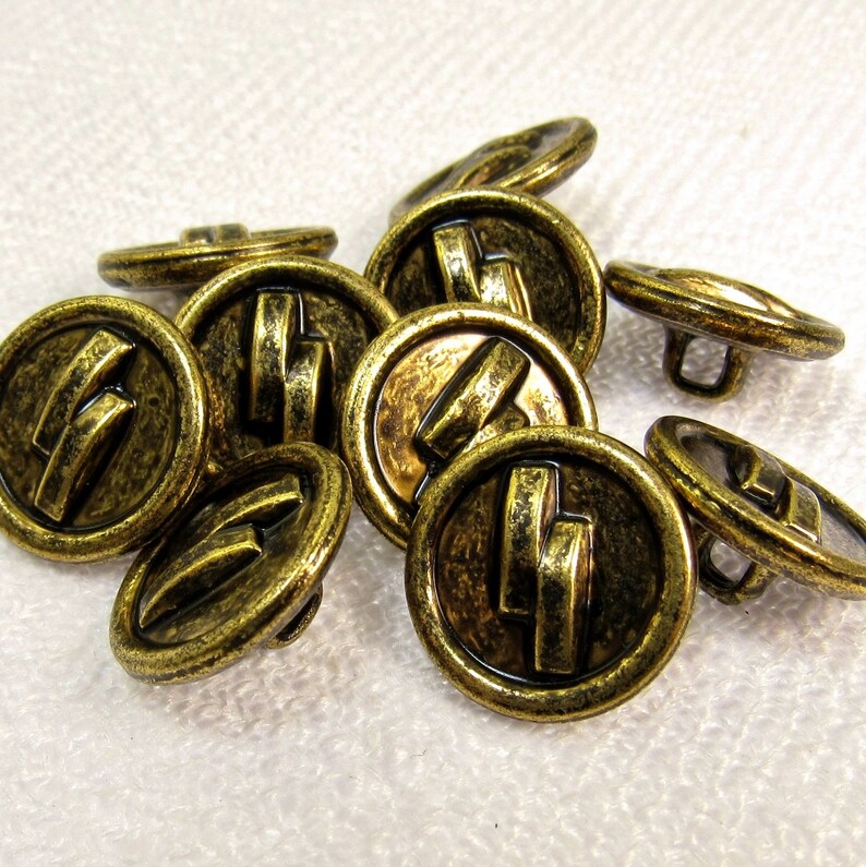 Graphic Gold: 5/8 15mm Antiqued Goldtone Metal Buttons Set of 10 New / Unused Matching Buttons image 2