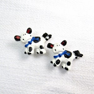 Moo Cows 1-12/4 31mm Wide x 1 25mm High Novelty Buttons Set of 2 Vintage New Old Stock Buttons image 1