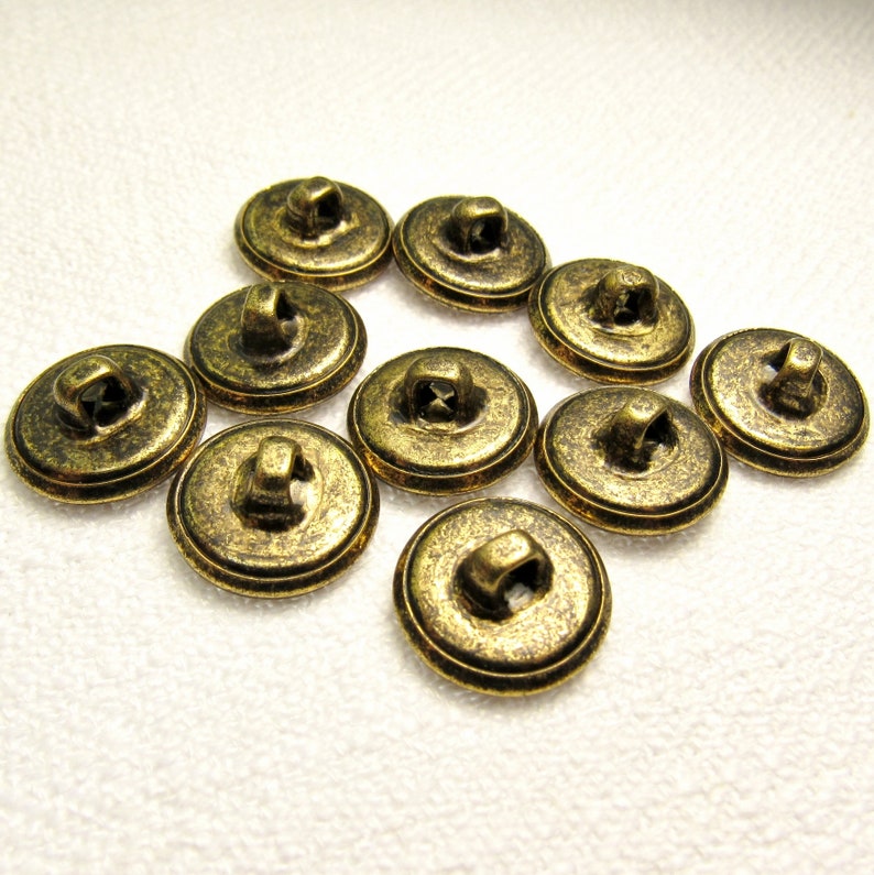 Graphic Gold: 5/8 15mm Antiqued Goldtone Metal Buttons Set of 10 New / Unused Matching Buttons image 4