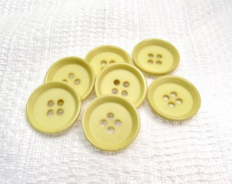 Pale Flax: 3/4" (19mm) Light Yellow Buttons • Set of 7 Vintage New Old Stock Matching Buttons