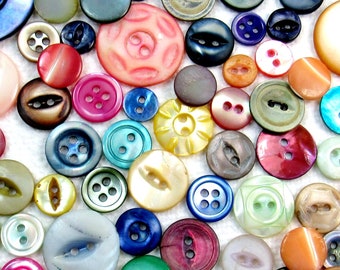 The Dyed Pearl Assortment: Set of 75 Vintage-to-Contemporary Genuine MOP Buttons ~ All Buttons Included As Shown