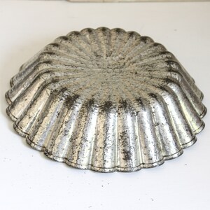 Vintage Fluted Tin Vintage Fluted Tin Tin Home Decor image 3