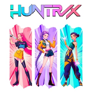 Peut inclure: Illustration numérique de trois personnages féminins stylisés, vêtus de tenues colorées, avec le texte "HUNT RX". Les personnages posent sur des fonds roses, violets et bleus, créant une composition dynamique et énergique.