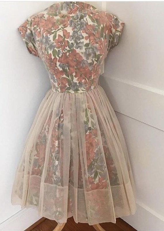 1950s 1960s full skirt floral fall dress