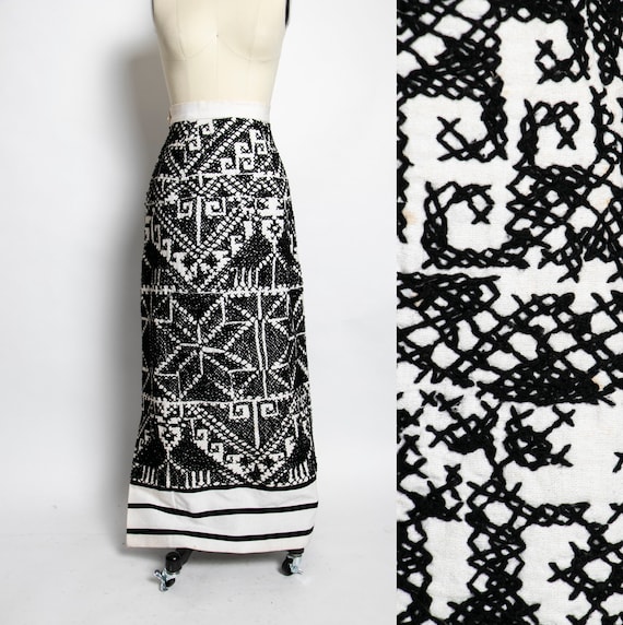 1970s Maxi Skirt Embroidered Mexican Small
