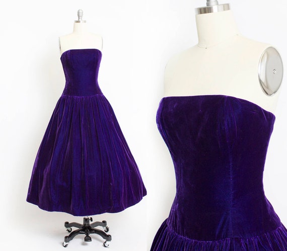 1980s VICTOR COSTA Dress Purple Velvet Strapless X