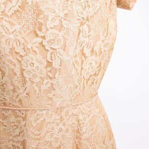 1950s Dress Beige Champagne Lace L image 4