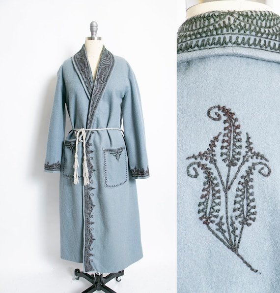 1950s Robe Wool Felted Embroidered Flannel Designe