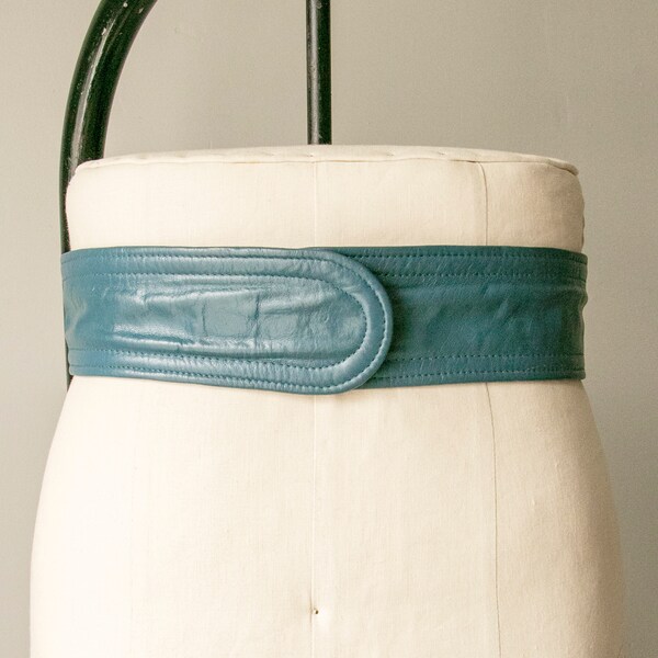 1980s Blue Green Leather Wide Waist Cinch M