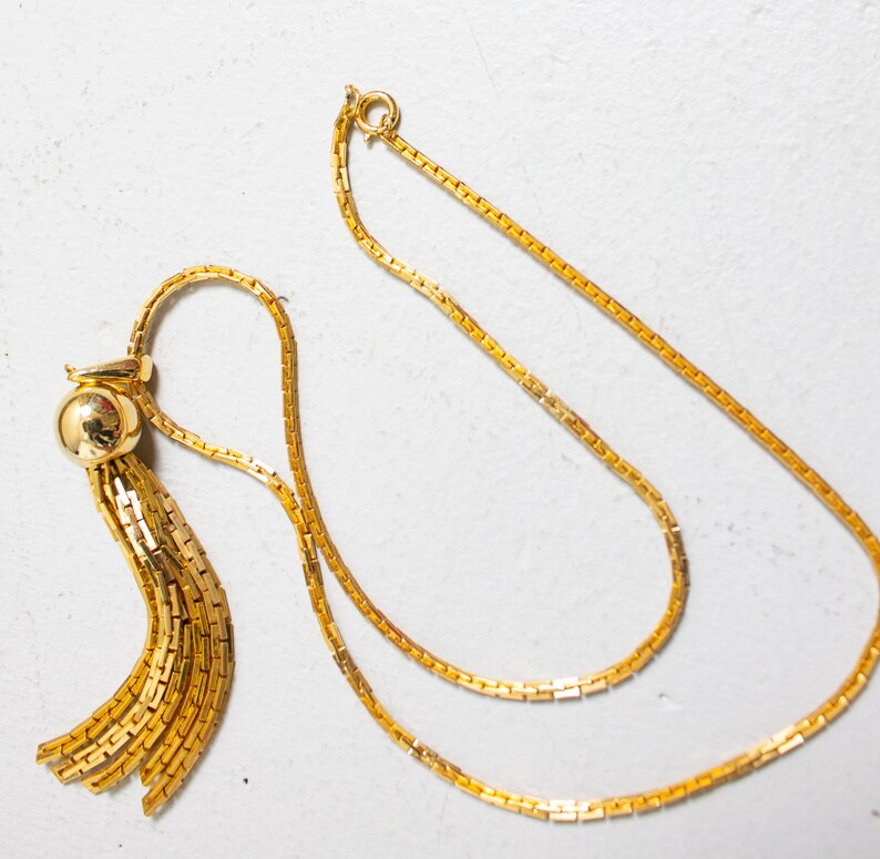 1960s Necklace Gold Tone Dangle Pendant Chain image 6