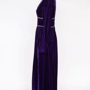 1960s Maxi Dress Purple Velvet Full Length M/S image 4