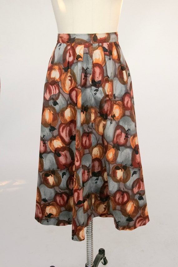 1950s Full Skirt Cotton Autumnal Fruit XS - image 9