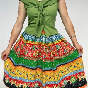 1970s Full Skirt Floral Cotton Peasant XS