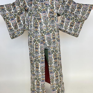 1950s Kimono Japanese Robe Silk Crepe Printed Long