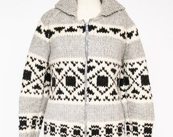 Vintage Rare 1970s Pendleton Cowichan Wool Knit Cardigan Large