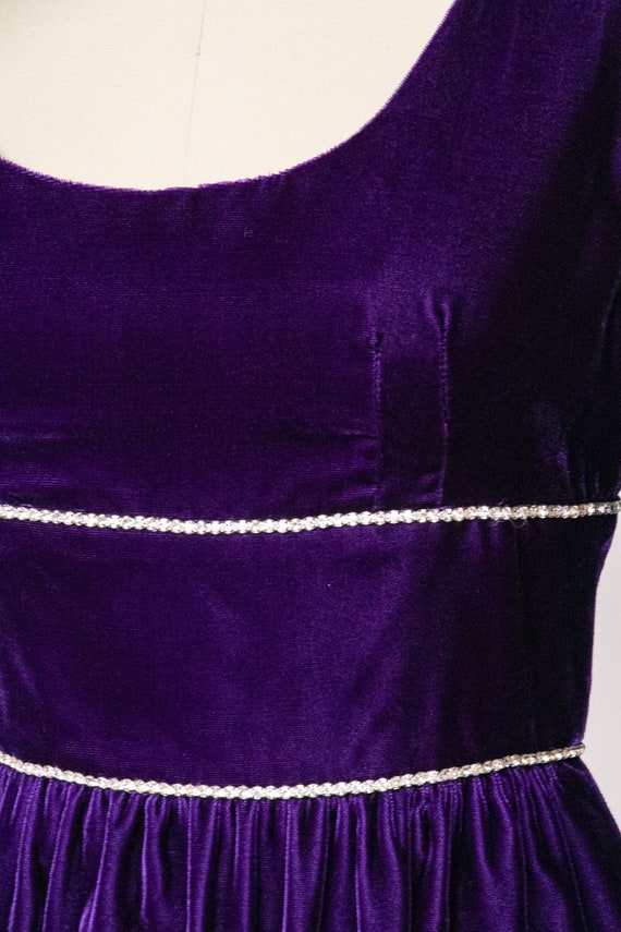 1960s Maxi Dress Purple Velvet Full Length M/S - image 6